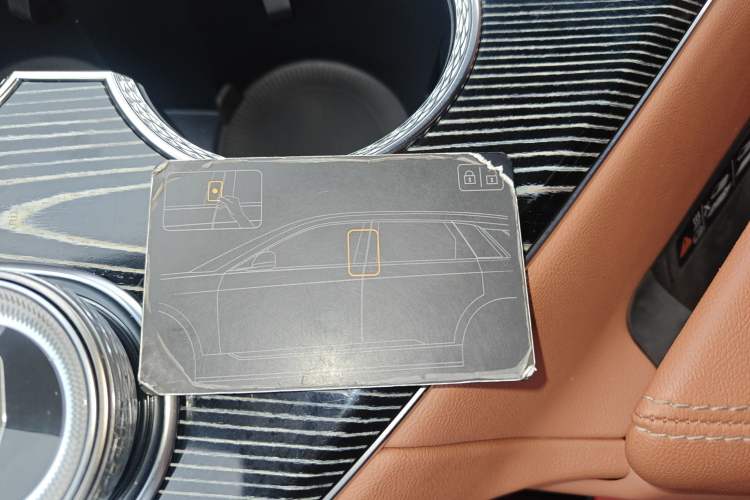 Used Cadillac OPTIQ 2024 Four-Wheel Drive Long-Range Version Interior 1