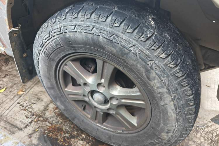 Used Great Wall Wingle 5 2011 2.2L Wealth Edition Two-Wheel Drive Small Double-Cab GW491QE
