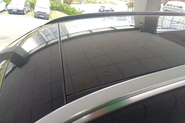 Used Mercedes-Benz GLC 2022 Facelift GLC 260 L 4MATIC Luxury Edition Roof