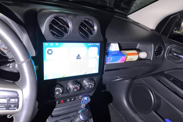 Used Jeep Compass 2013 2.4L four-wheel drive luxury version