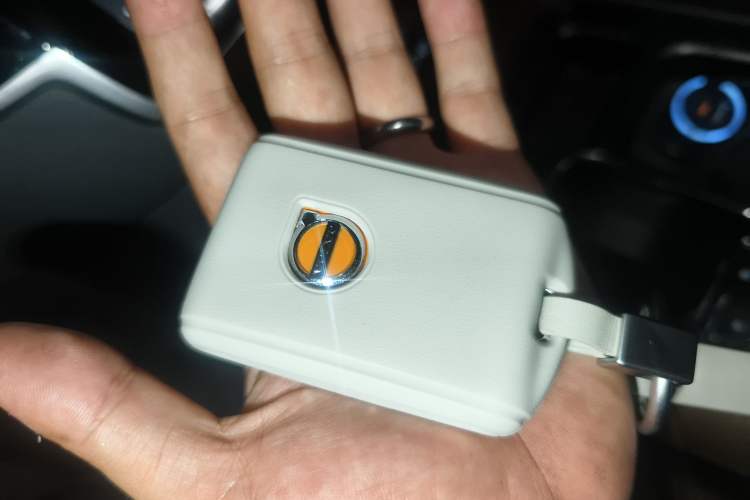 Used Volvo XC90 2023 B6 Zhiyi Luxury Edition 7-Seater
