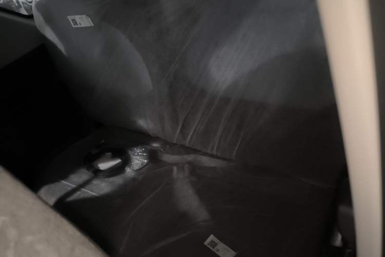 Used Geely Galaxy Panda 2024 Panda Mini 200km Endurance Bear Left Rear Seat