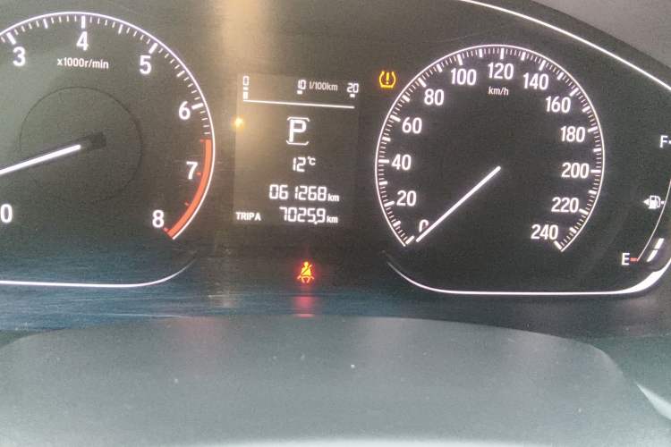 Used Honda Accord 2018 260TURBO Elite Edition China V Odometer Close Up