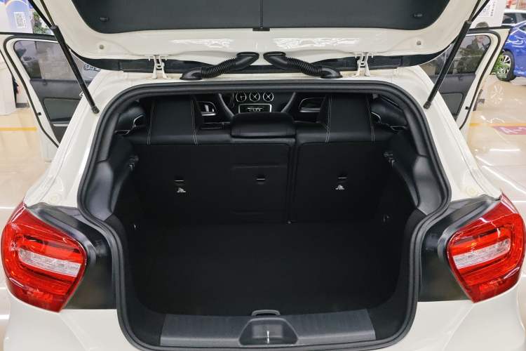 Used Mercedes-Benz A-Class 2015 A 180
