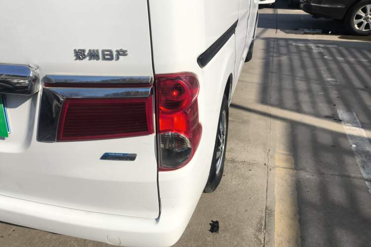 Used Nissan NV200 2018 1.6L CVT Luxury Model
