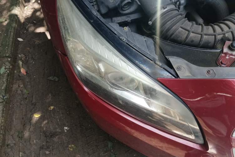 Used Chevrolet Malibu 2013 2.0L Automatic Luxury Edition Right Front Headlight