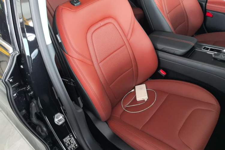 Used Lincoln Z 2025 2.0T Prestige Edition
