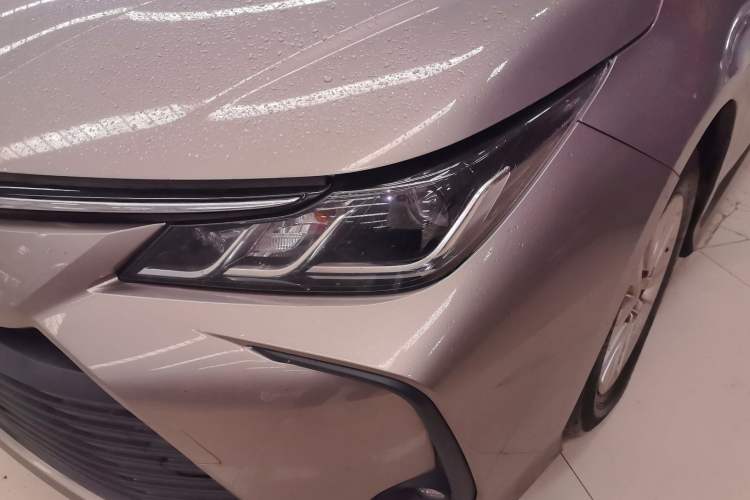 Used Toyota Corolla 2021 Dual-Engine 1.8L E-CVT Pioneer Edition
