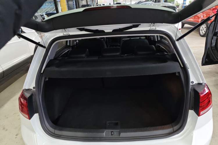 Used Volkswagen Golf 2018 1.6L Automatic Comfort Model