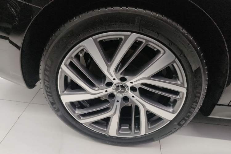 Used Mercedes-Benz E-Class 2025 E 300 L Stylish Model
