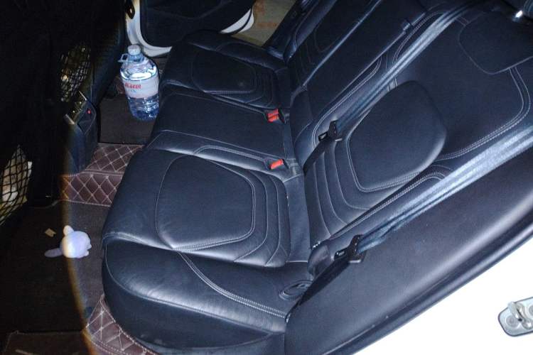 Used DS 6 2016 1.6T Luxury Edition THP160
