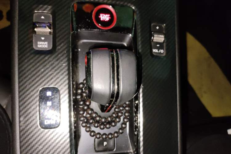 Used GAC Trumpchi EMPOW 2021 270T DCT J15 Version Gear Lever