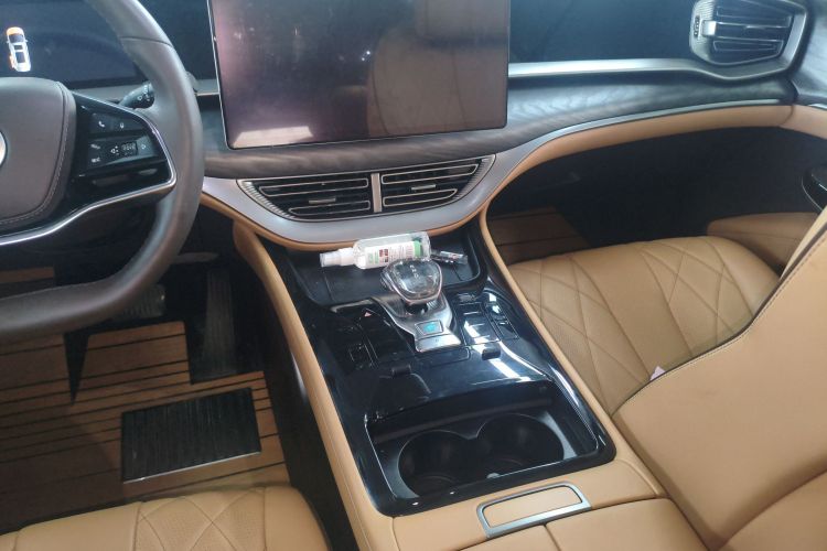 Used Denza D9 2024 DM-i 980 Four-Wheel Drive Prestige Model Gear Lever