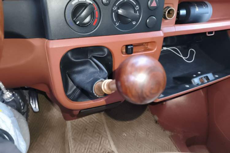 Used Suzuki Landy 2009 1.4L Manual Comfort Version Sunlight Edition Gear Lever