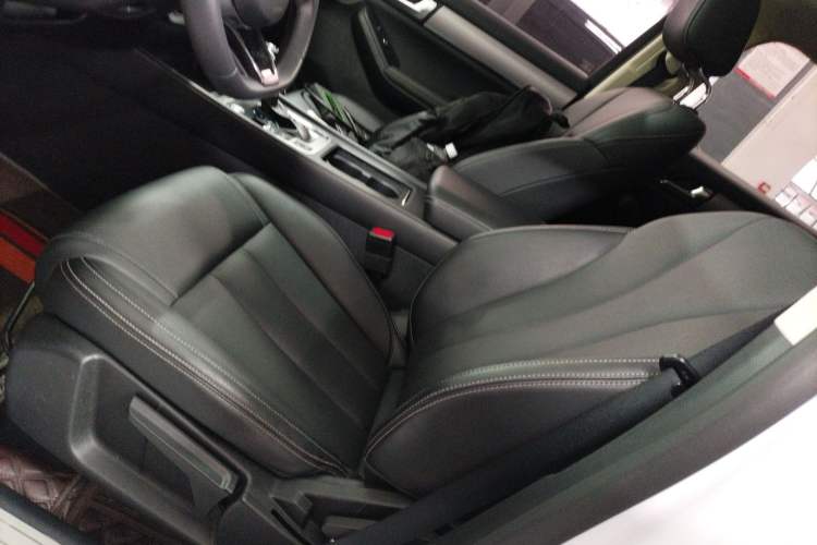 Used BYD Tang 2019 2.0T Automatic SmartConnect Luxury Edition 7 Seats China VI Standard
