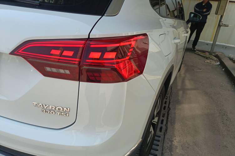 Used Volkswagen Tayron 2019 330TSI Two-Wheel Drive Luxury Model China VI Standard Exterior 3