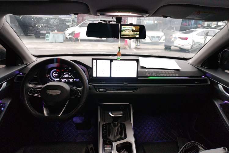 Used Geely Auto Emgrand 2025 4th Generation 1.5L CVT Luxury Version
