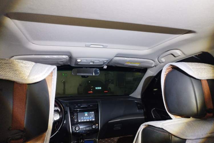 Used Nissan Teana 2016 Revised Version 2.0L XL Comfort Edition Headliner