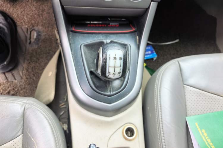 Used Peugeot 408 2011 2.0L Manual Comfort Edition
