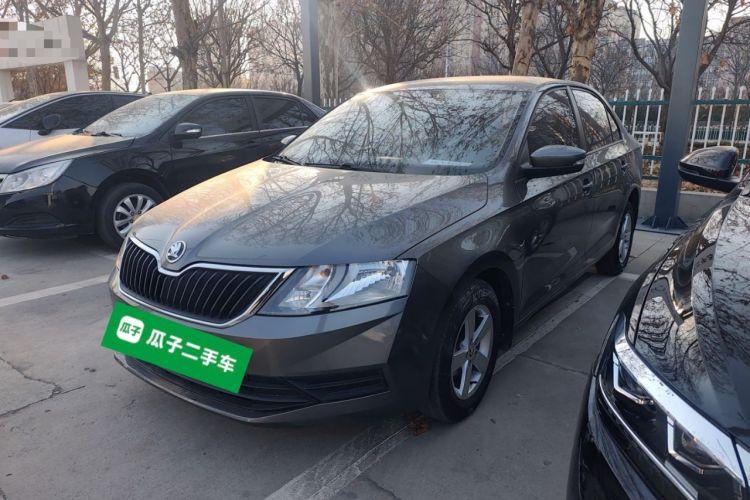 Used Skoda Rapid 2018 1.6L Manual Standard Edition