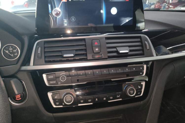 Used BMW 3 Series 2017 320Li xDrive Fashion Model
