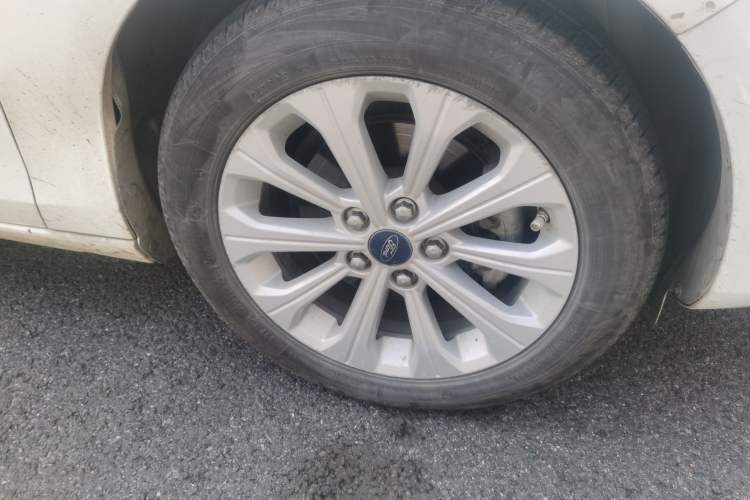 Used Ford Escort 2017 Happiness Edition 1.5L Automatic Fashion Version