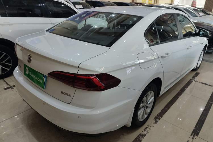 Used Volkswagen Bora 2020 1.5L Manual Fashion Edition Rear Right 45 Deg