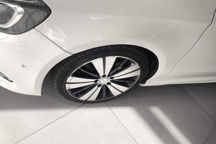 Used Mercedes-Benz A-Class 2013 A 260 Sport model