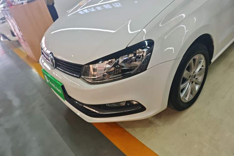 Used Volkswagen Polo 2014 1.6L Automatic Comfort Edition
