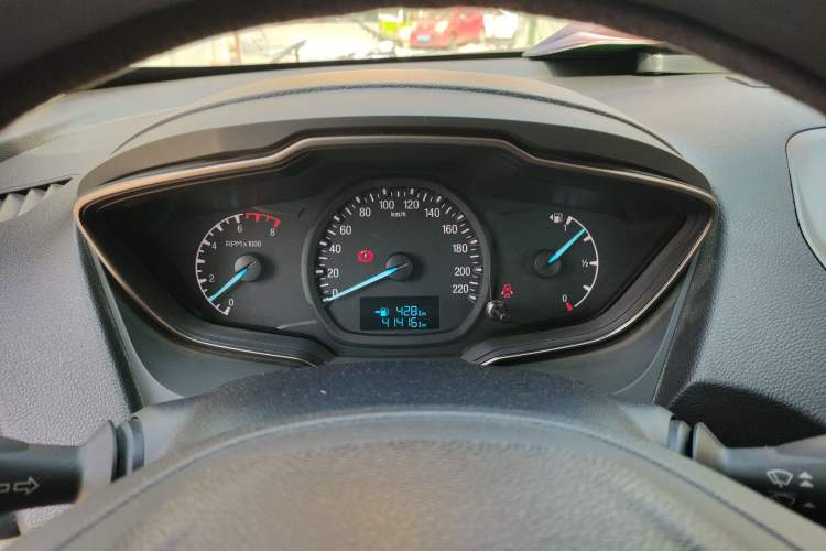 Used Ford Escort 2015 1.5L Manual Comfort Model
