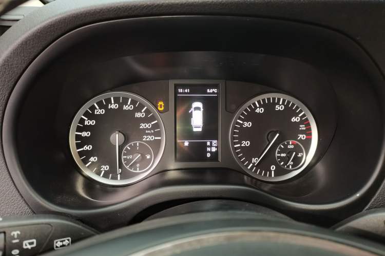 Used Mercedes-Benz Vito 2016 2.0T Business Edition
