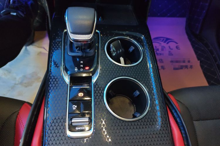 Used Hongqi HS3 2023 1.5T Two-Wheel Drive Shanwei Edition
