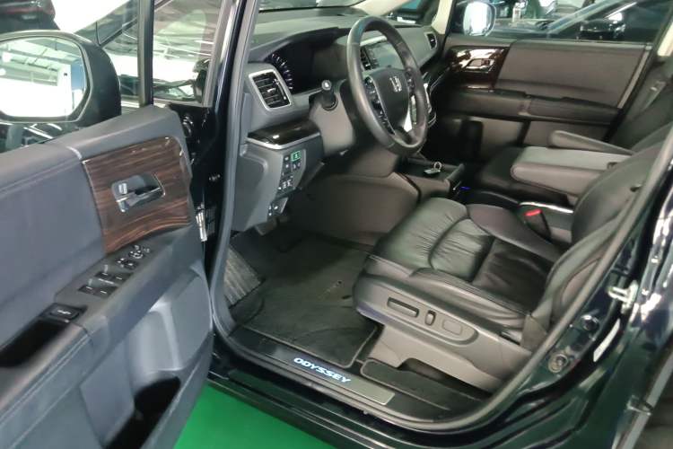 Used Honda Odyssey 2019 2.0L Rui·Zhi Zhen Edition
