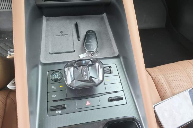 Used BYD Song L EV 2024 662 km Beyond Edition