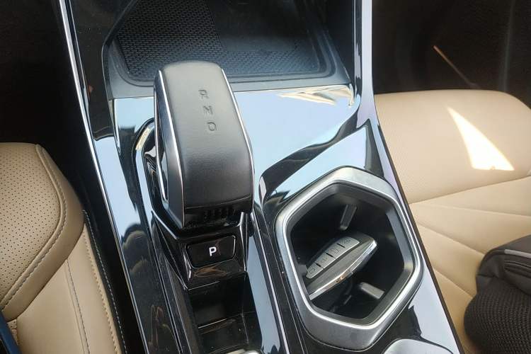 Used Geely Auto FX11 2023 2.0TD DCT Prestige Edition
