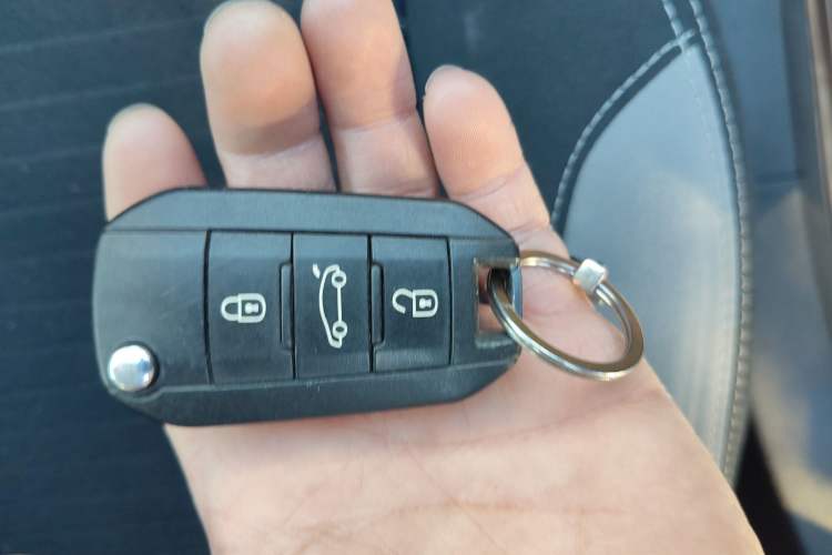 Used Peugeot 2008 2014 1.6L Automatic Trend Edition Interior 1