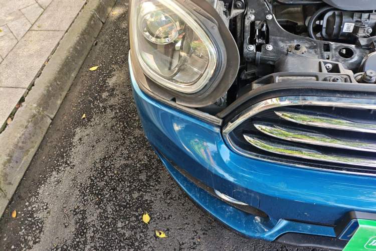 Used MINI Countryman 2017 1.5T COOPER ALL4 Traveler Right Front Headlight