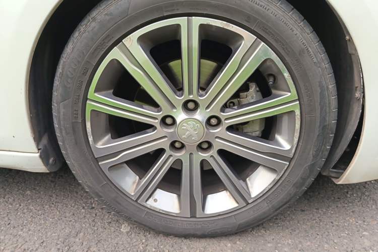 Used Peugeot 408 2018 Revised 350THP Automatic Luxury Edition
