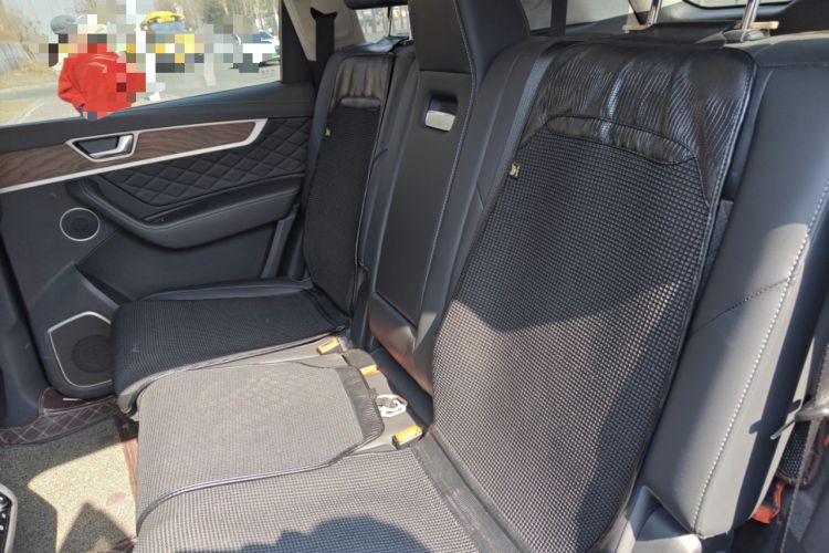 Used Hongqi HS7 2022 2.0T DCT Two-Wheel Drive Smart Connect Flagship Edition 7 Seats
