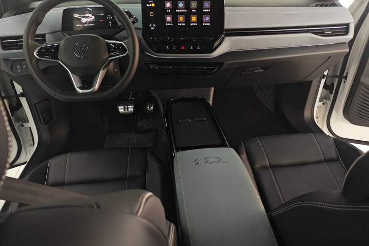 Used Volkswagen ID.4 X 2024 Pure & Smart Edition Audio And AC Panel