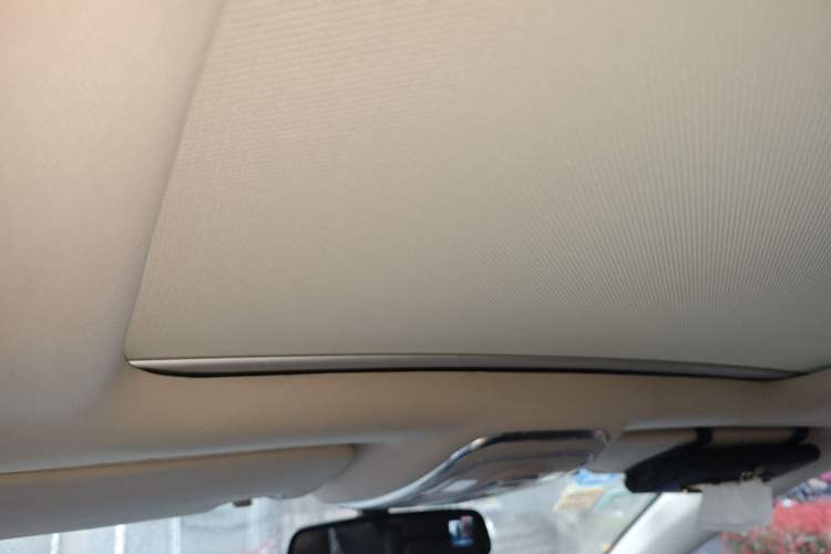 Used BYD Tang New Energy 2015 2.0T Four-Wheel-Drive Flagship Model
