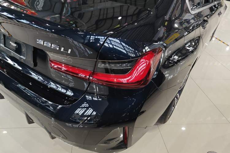 Used BMW 3 Series 2023 325Li M Sport Package