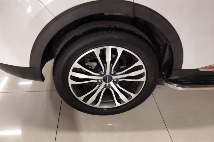 Used Haval F7 2019 2.0T Two-Wheel Drive i-Van China V standard Right Rear Wheel Hub