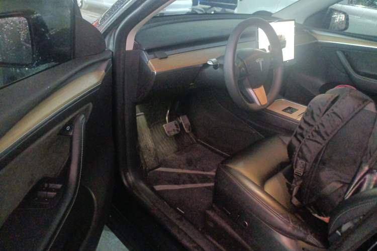 Used Tesla Model Y 2022 Revised Version Long-Range All-Wheel Drive Driver Seat