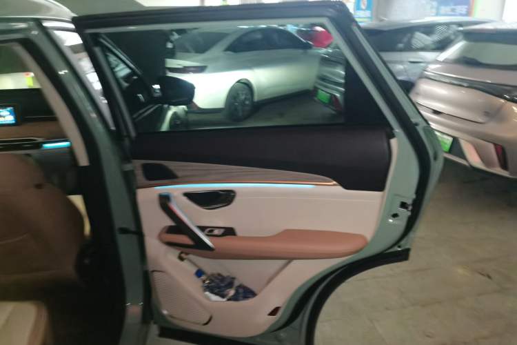 Used JETOUR X70 C-DM 2024 Far Voyage PRO 7-Seater