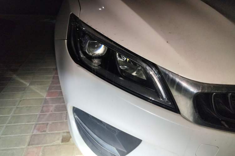 Used Geely Auto Binray 2019 200T DCT Binchi Edition Right Front Headlight