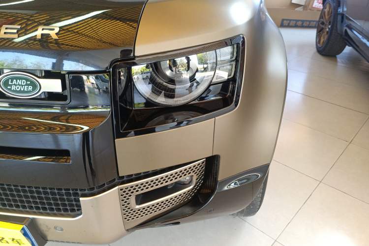 Used Land Rover Defender 2021 110 P400 X Left Front Headlight