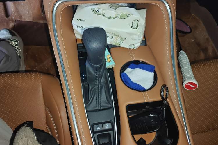 Used Toyota Avalon 2024 2.0L Ambition Edition Gear Lever