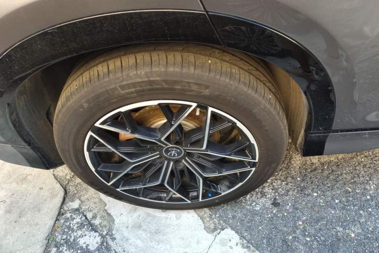 Used BYD Song L EV 2025 Intelligent Driving Version 602 km Range LiDAR-equipped All-Wheel-Drive Type