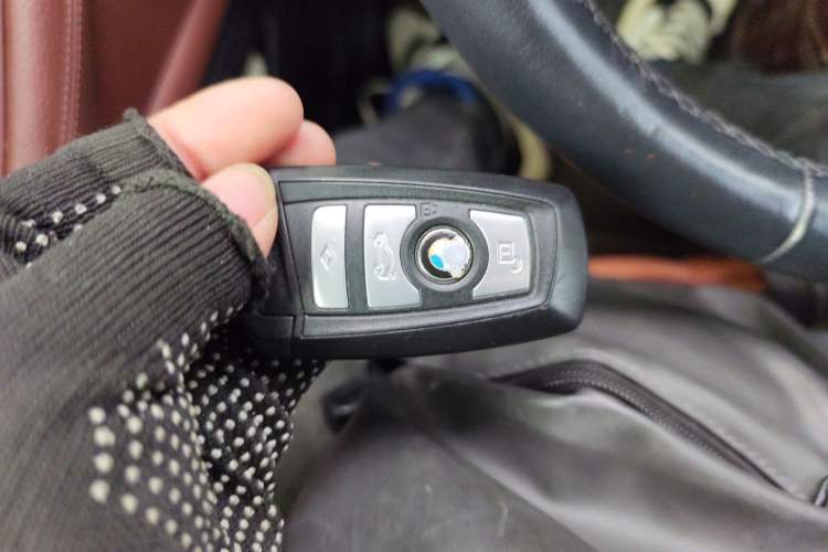 Used BMW 5 Series 2017 528Li Leading Model